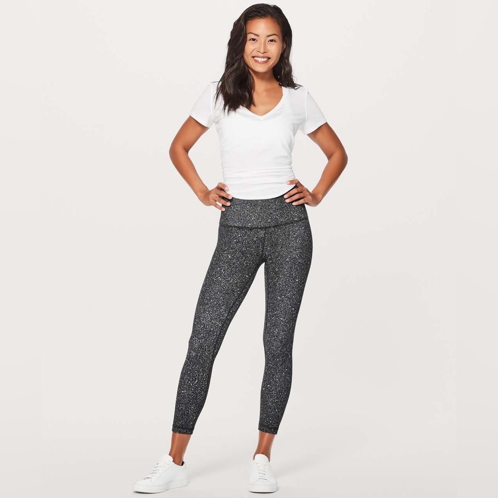 Lululemon Wunder Under Pant 25" in Luminesce Splatter Ice Grey Black Size 6